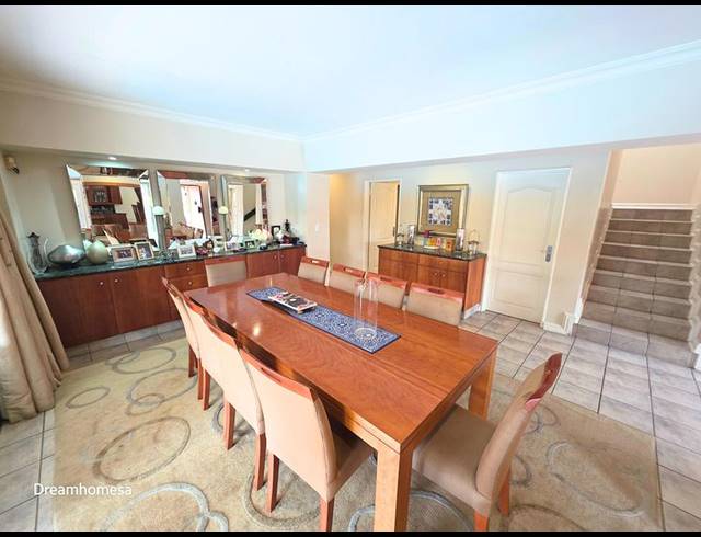 4 BEDROOM PROPERTY TO RENT IN RIVER CLUB